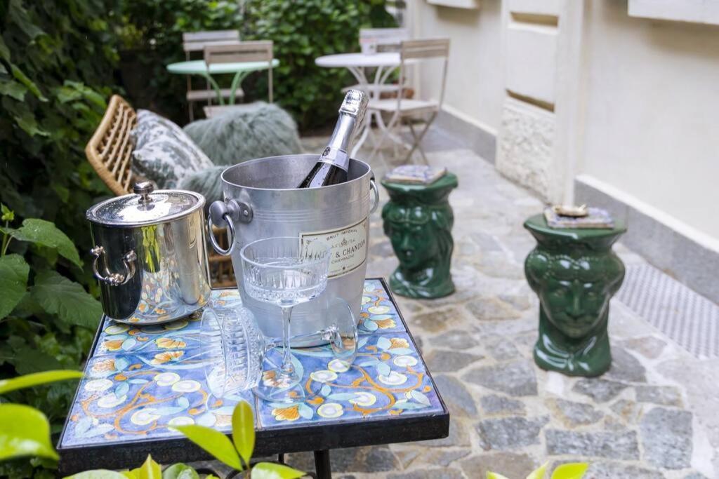 Luxury Bohemian Suite With Private Garden In ミラノ エクステリア 写真