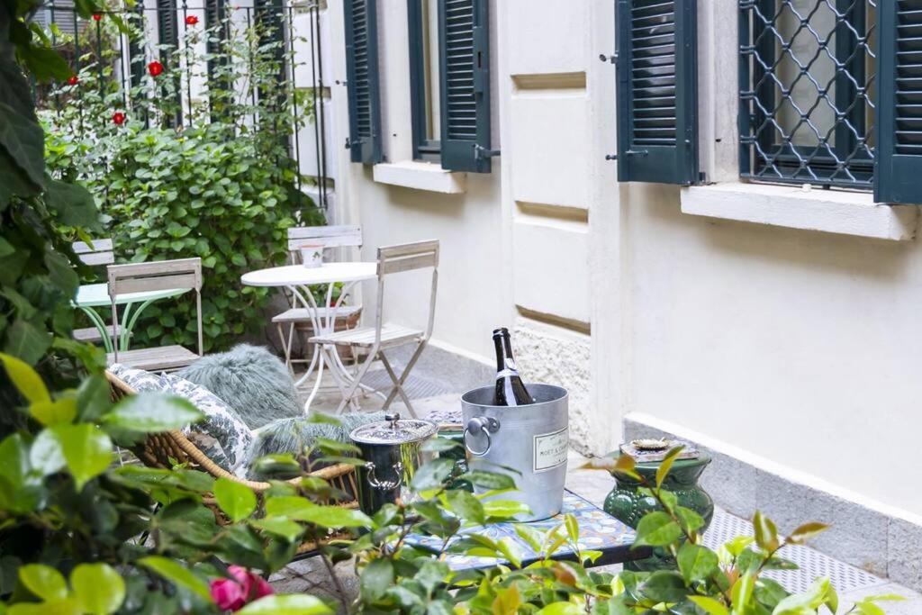 Luxury Bohemian Suite With Private Garden In ミラノ エクステリア 写真