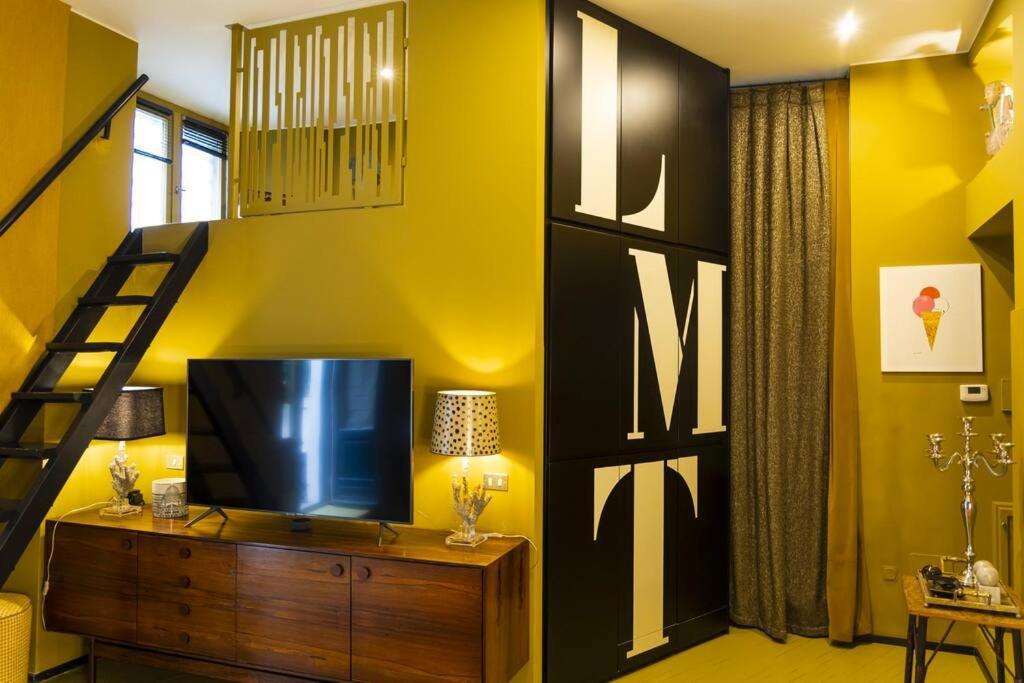 Luxury Bohemian Suite With Private Garden In ミラノ エクステリア 写真