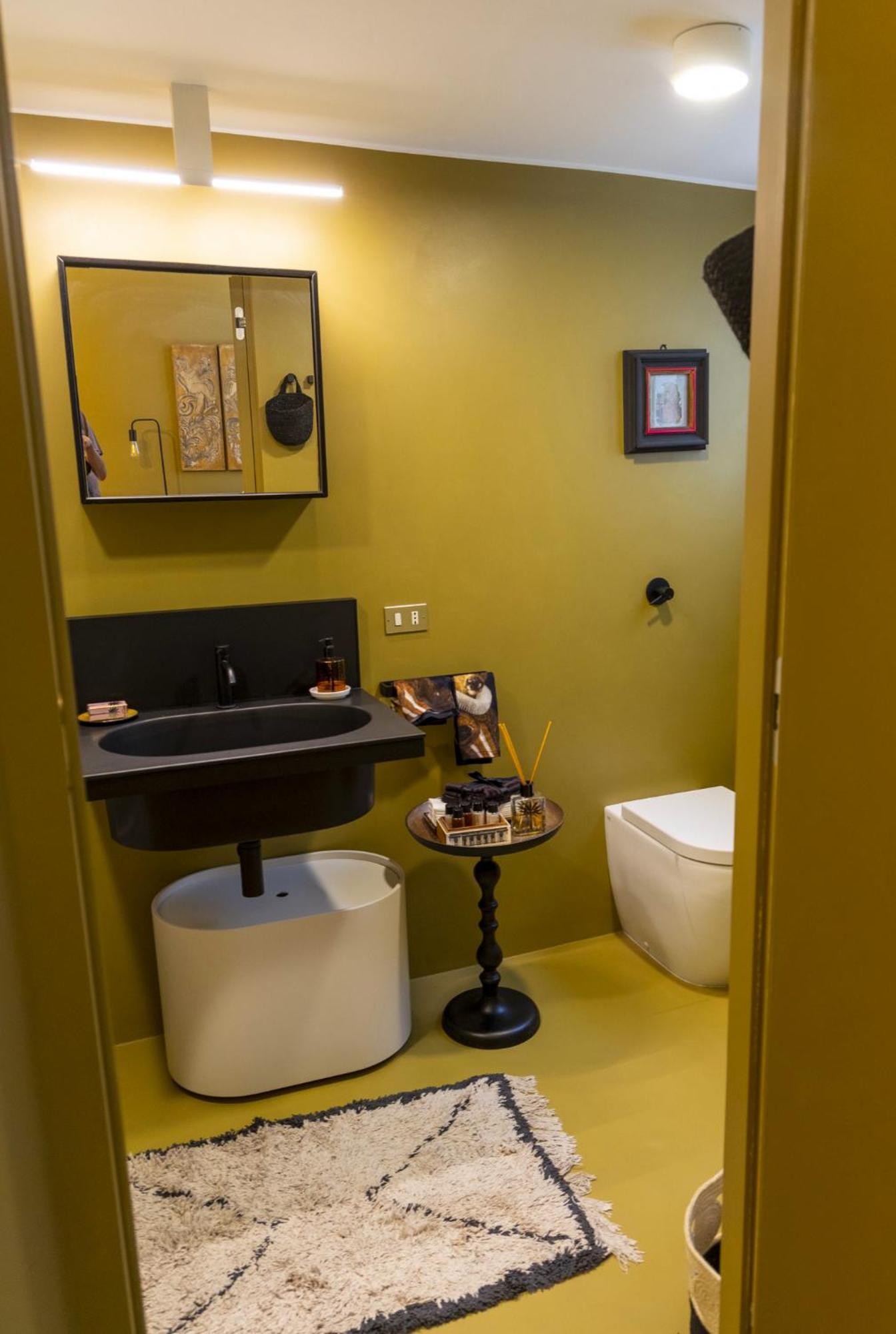 Luxury Bohemian Suite With Private Garden In ミラノ エクステリア 写真